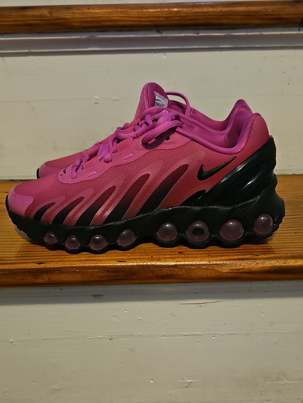 Nike Air Max DN8 Pink and Black Air-Cushioned Sneakers